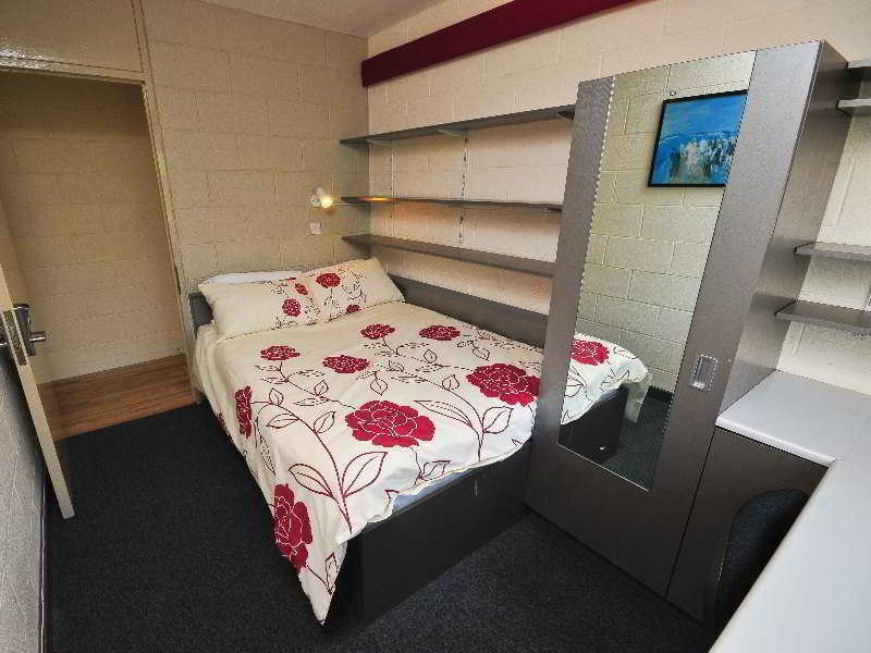 Corrib Village Rooms University Of 戈尔韦 外观 照片